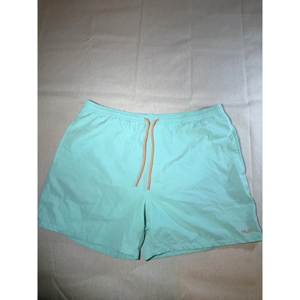 Huk Performance Men's Shorts Size XL